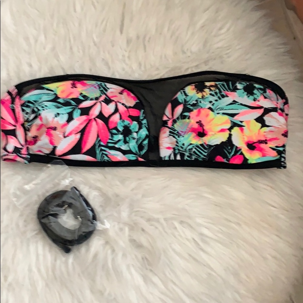 Bikini top
